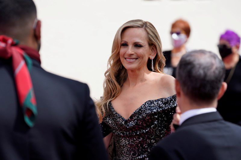 Marlee Matlin on the red carpet at the Academy Awards
